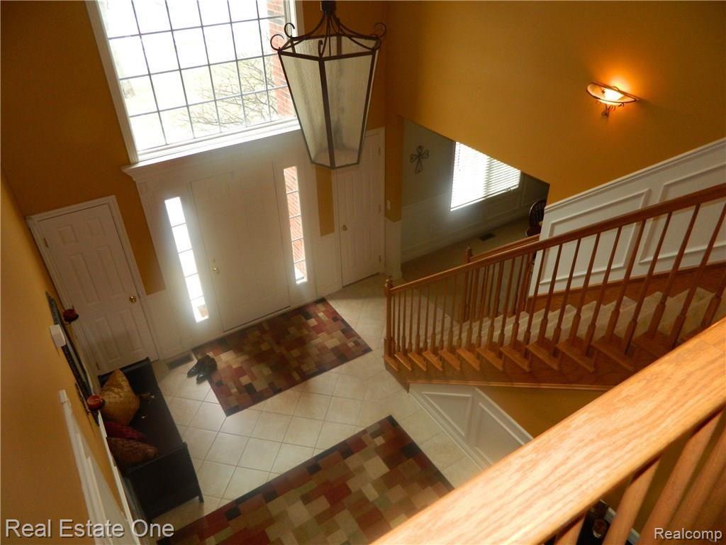 1053 Seville Road Rochester Hills, MI 48309 - Photo 17 of 66