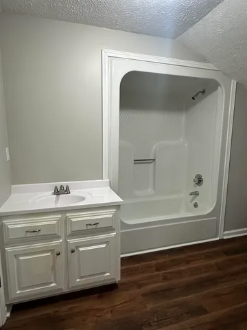 a view of utility room