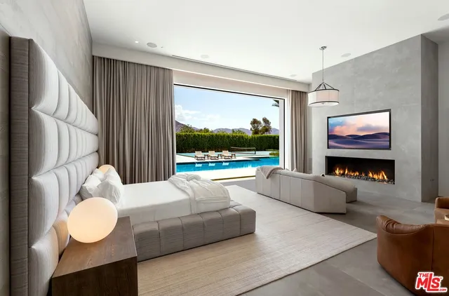 a view of balcony with tub