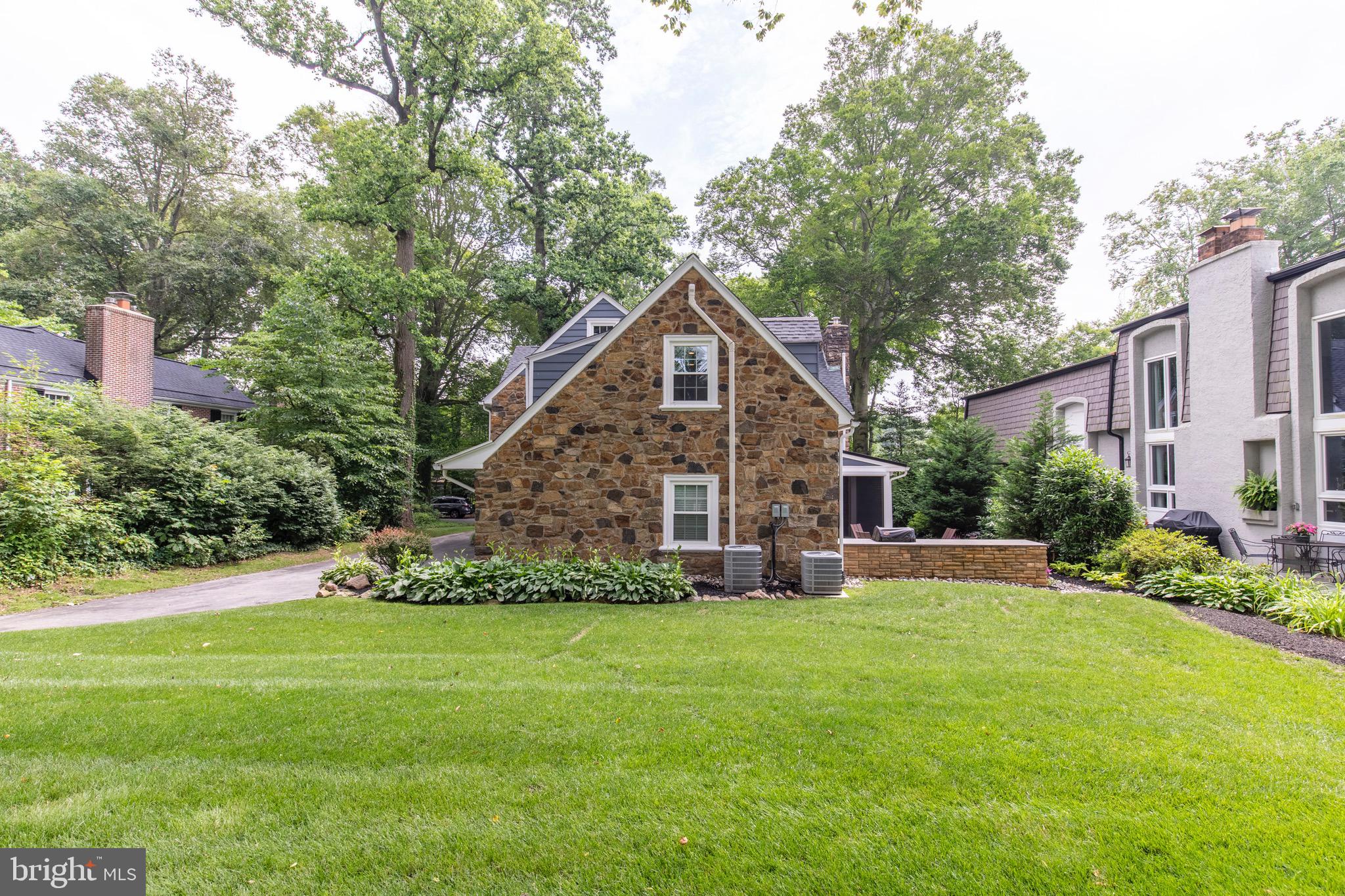 394 Lakeside Road Ardmore, PA 19003 - Photo 9 of 35
