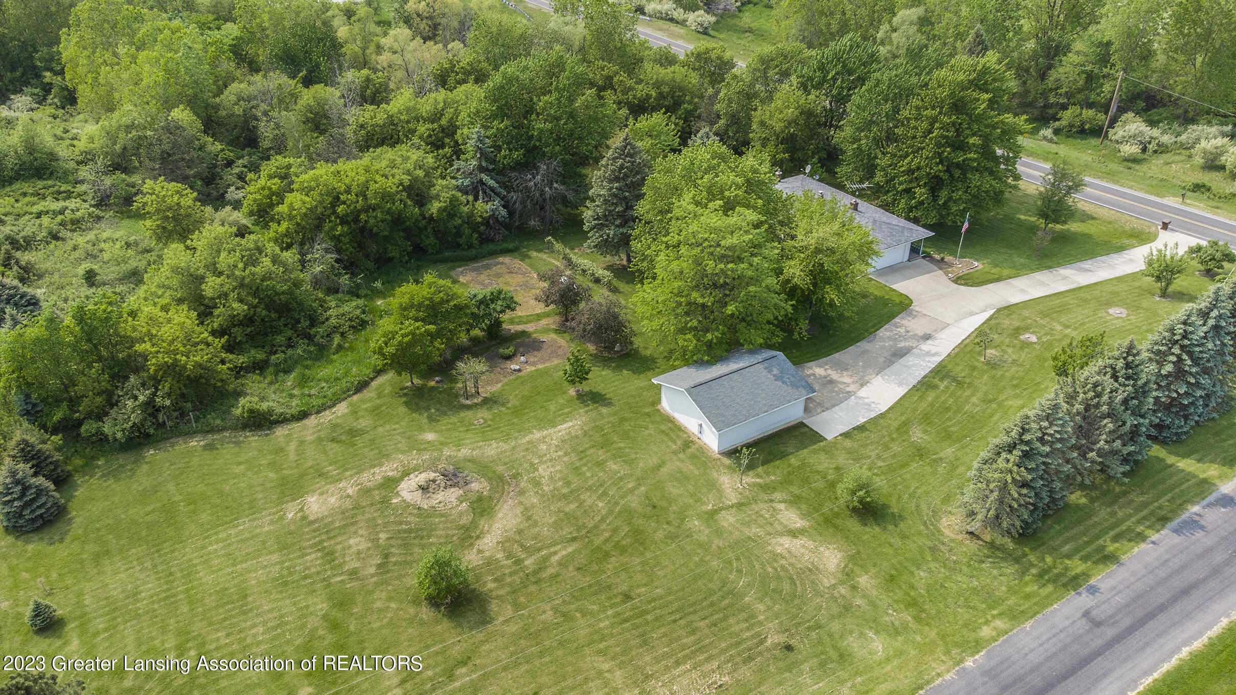 2400 Green Road St. Johns, MI 48879 - Photo 29 of 31 002_dji_0057