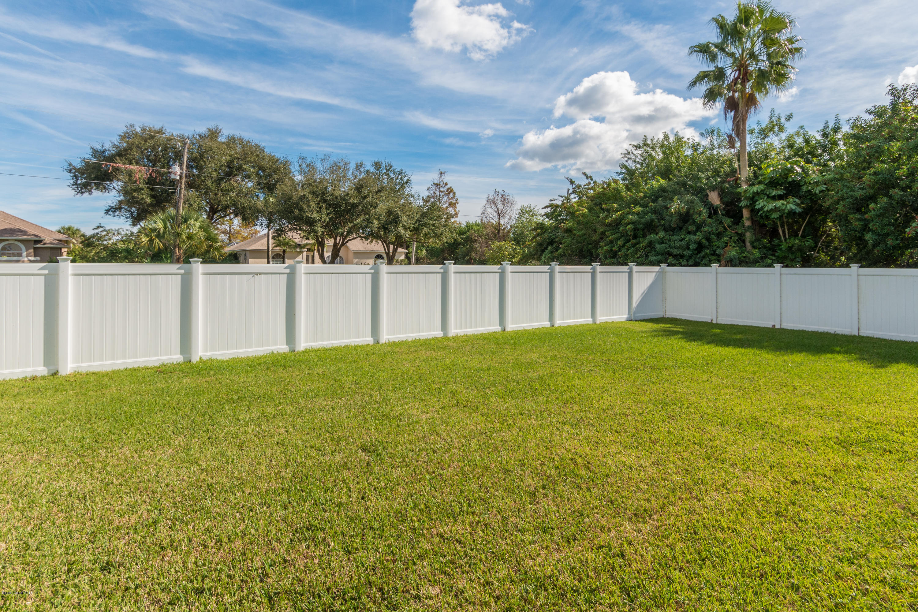 3420 Shady Run Road Melbourne, FL 32934 - Photo 21 of 33 a view of a backyard