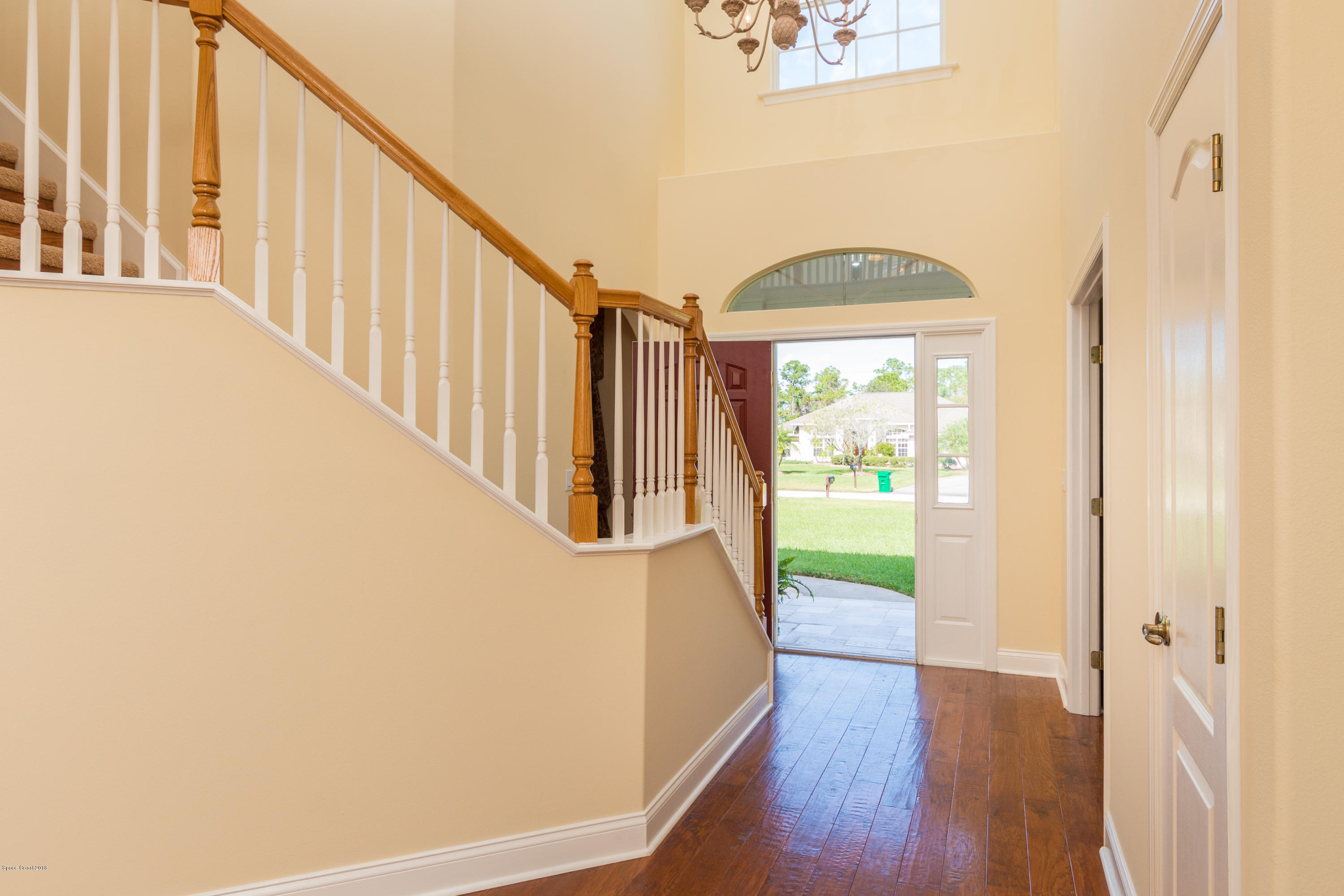 3420 Shady Run Road Melbourne, FL 32934 - Photo 5 of 33 a view of an entryway
