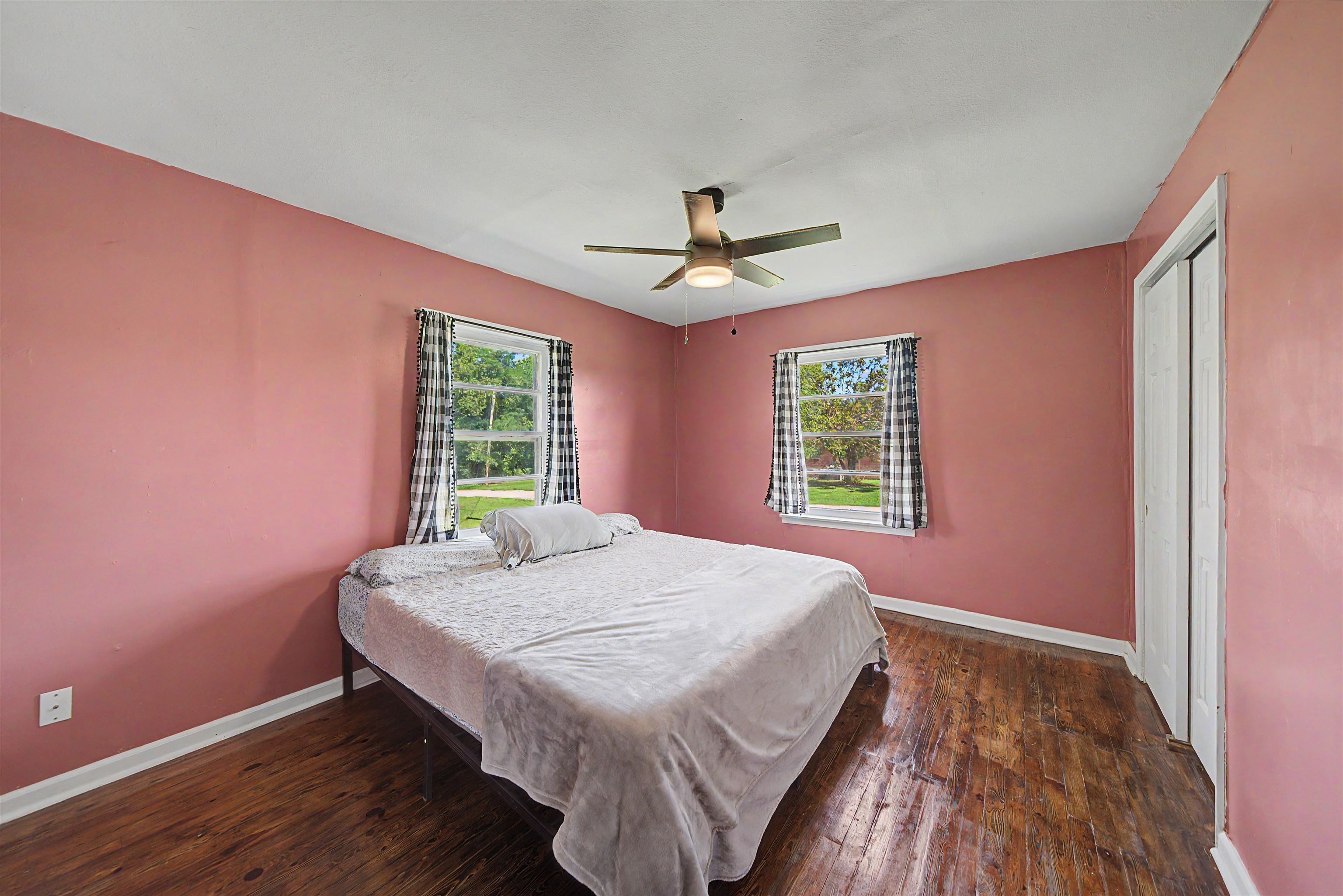 201 Walnut Street Adamsville, TN 38310 - Photo 17 of 26 Bedroom