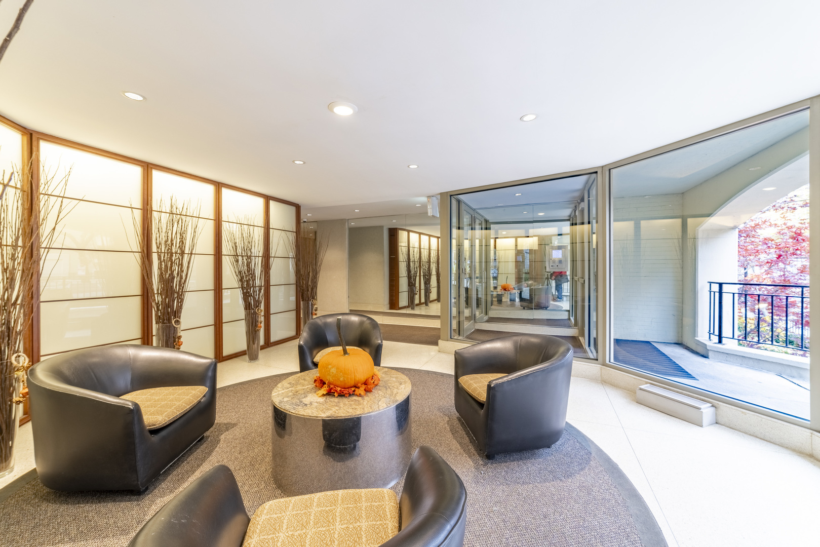 1340 North Dearborn Street, Unit 5C Chicago, IL 60610 - Photo 31 of 44 a living room with furniture and a large window