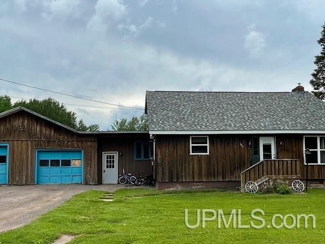 1011 Ridge Road Mass City, MI 49948 - Photo 1 of 35