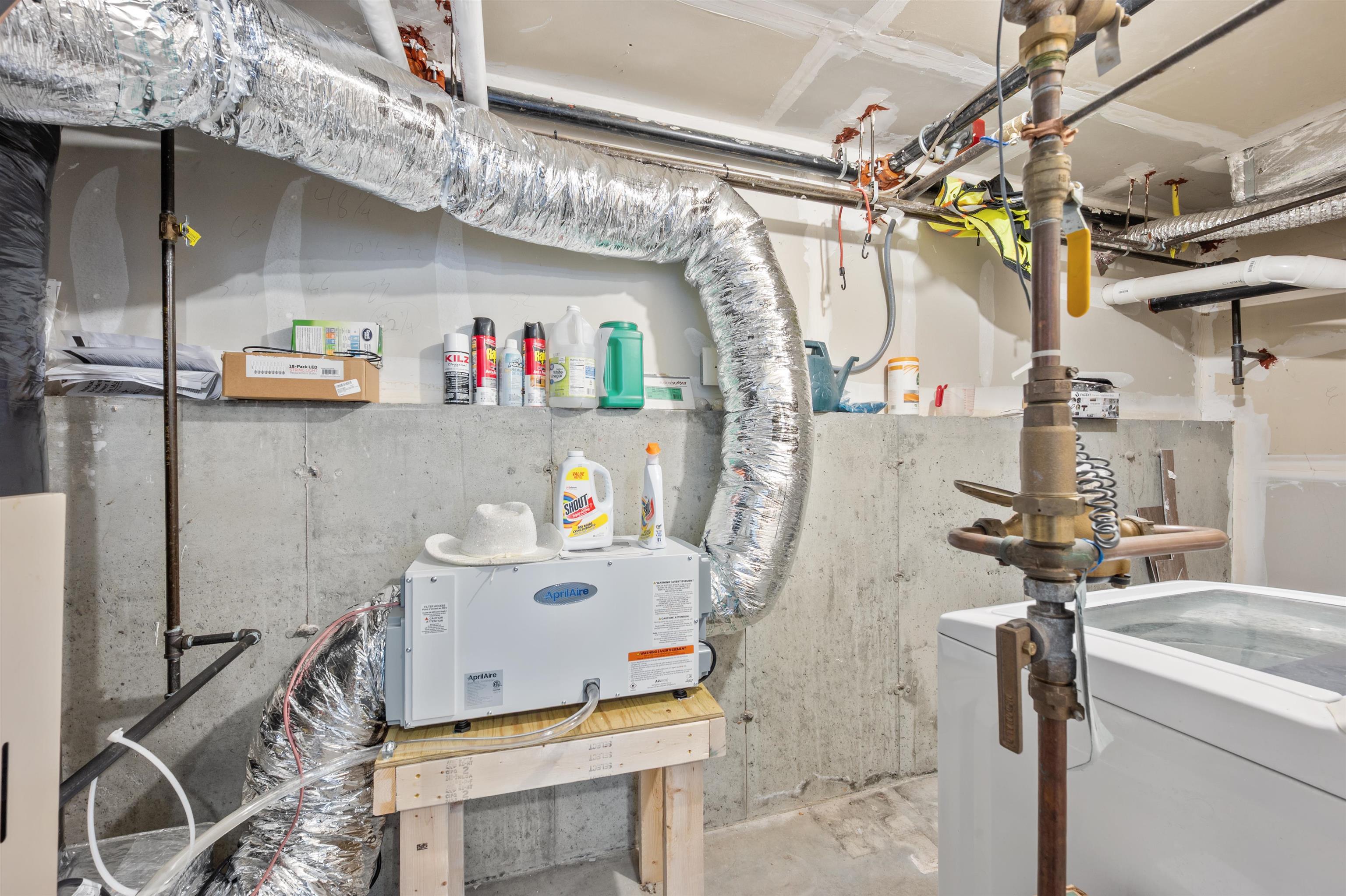 19 Dillon Way, Unit 4 Laconia, NH 03246 - Photo 23 of 40