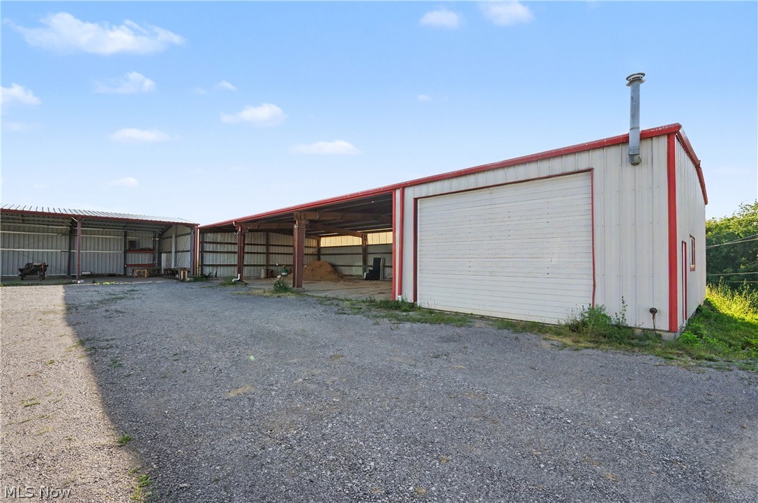 46766 Clarkson Road Rogers, OH 44455 - Photo 33 of 41