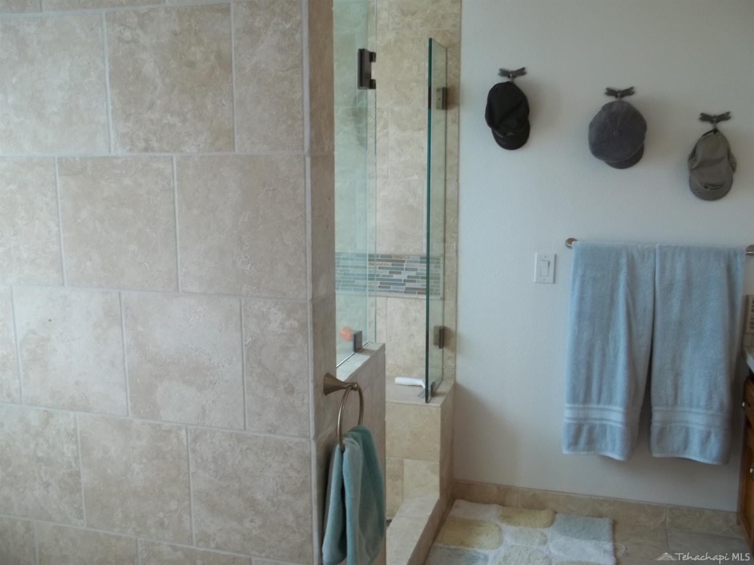 21008 Ridgeway Drive Tehachapi, CA 93561 - Photo 47 of 67 Gallery Image 47