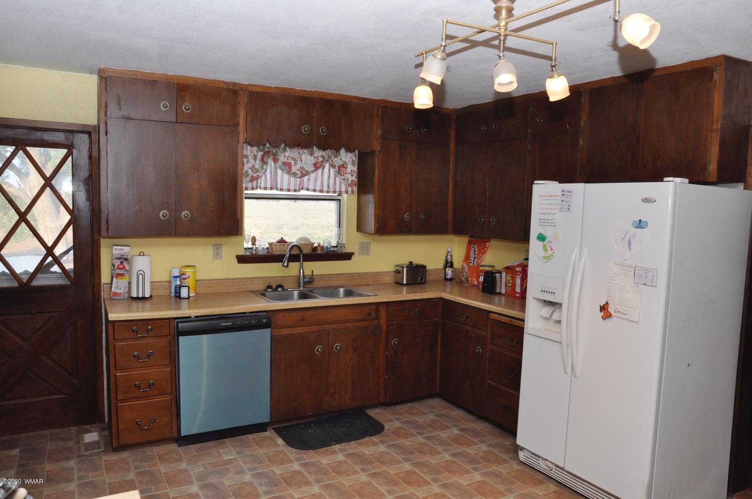 6401 Country Road Woodruff, AZ 85942 - Photo 6 of 32