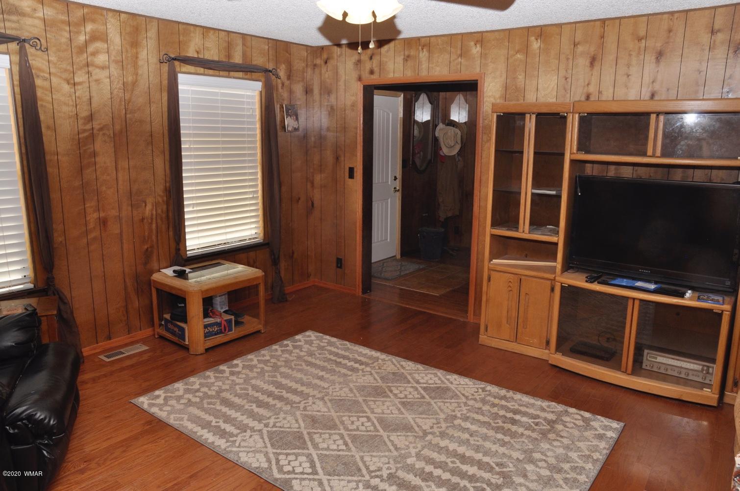 6401 Country Road Woodruff, AZ 85942 - Photo 9 of 32