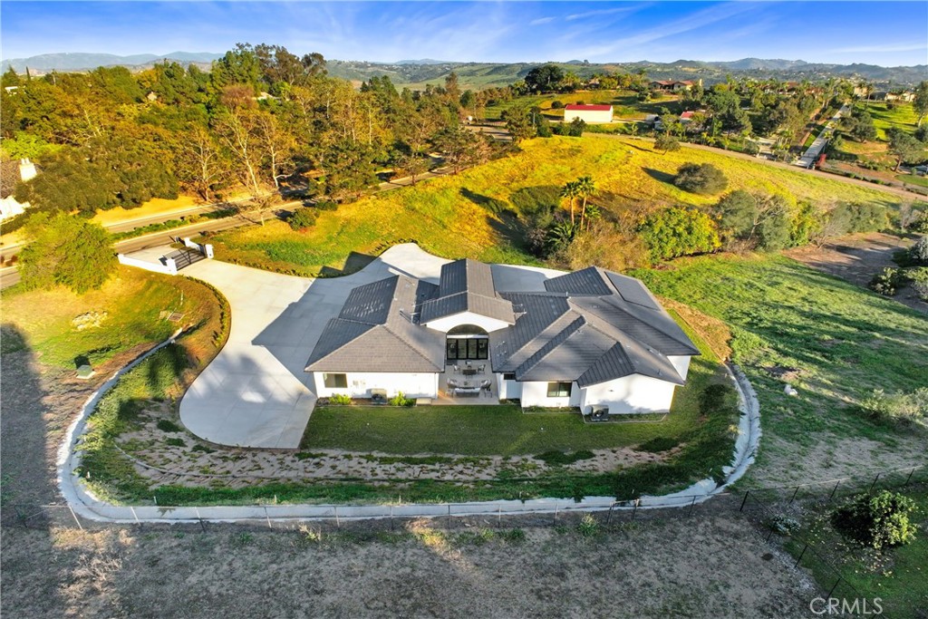 2027 Vía Monserate Fallbrook, CA 92028 - Photo 44 of 45