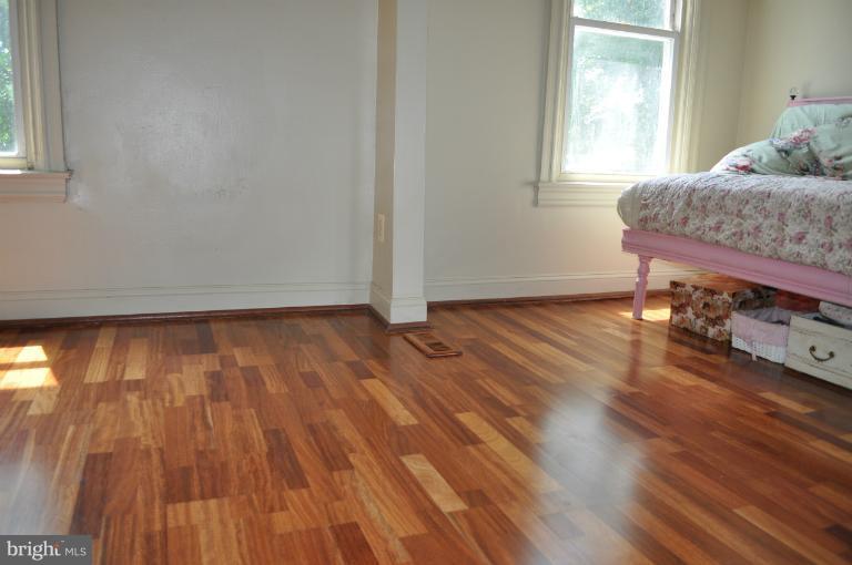 775 Harvard Street Northwest Washington, DC 20001 - Photo 2 of 11 Bedroom (Master)