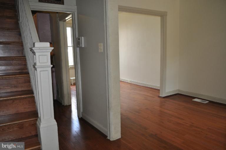 775 Harvard Street Northwest Washington, DC 20001 - Photo 6 of 11 Interior (General)