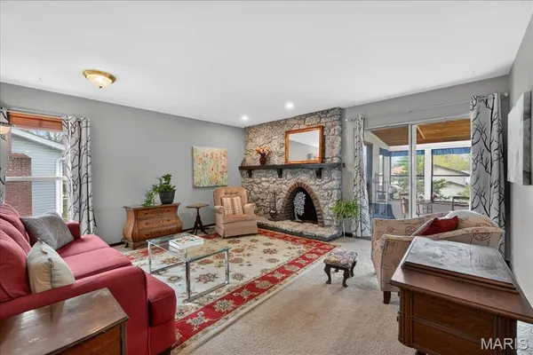 $445,000 | 2 Silveroak Court, Manchester, MO 63021