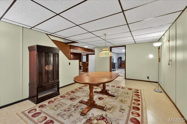 $445,000 | 2 Silveroak Court, Manchester, MO 63021