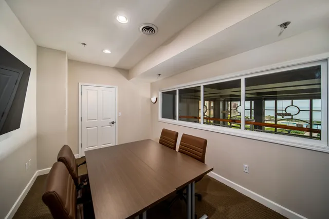 $750,000 | 4100 South Lake Drive, Unit 320, St. Francis, WI 53235