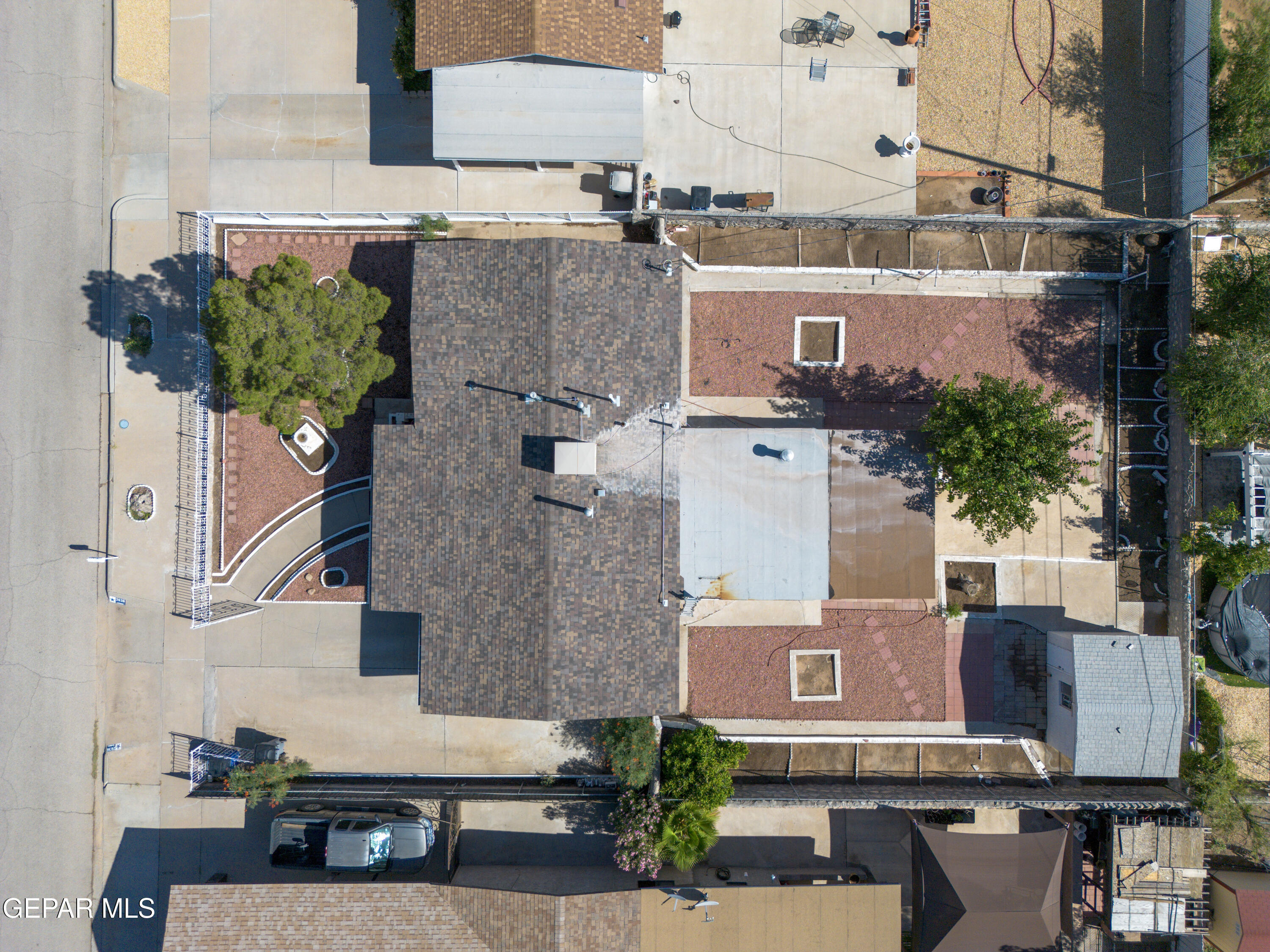2636 Prestwick Road El Paso, TX 79925 - Photo 5 of 31 DJI_0319