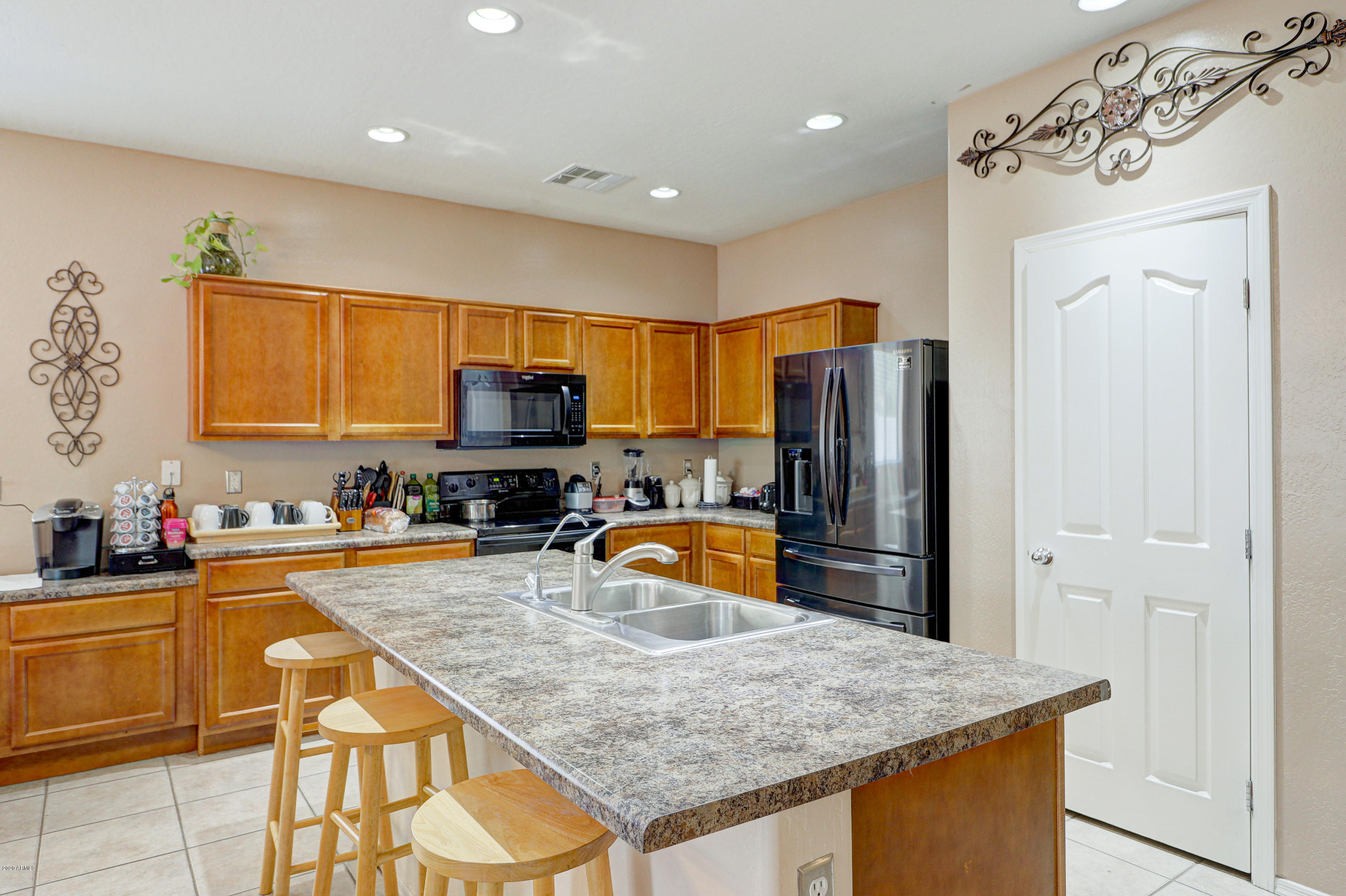 1363 East Walnut Road Gilbert, AZ 85298 - Photo 4 of 30 B (5)