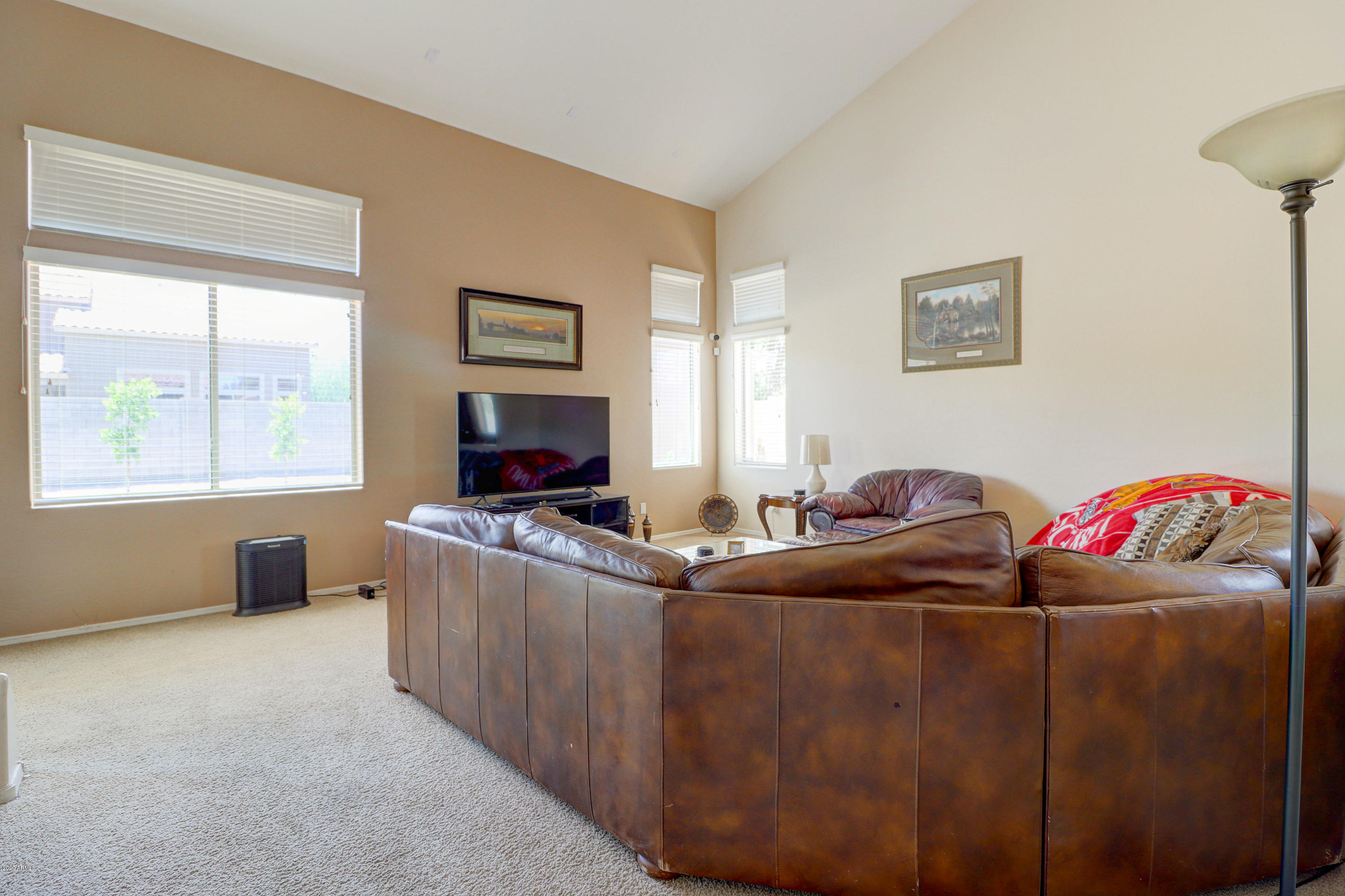 1363 East Walnut Road Gilbert, AZ 85298 - Photo 7 of 30 B (8)