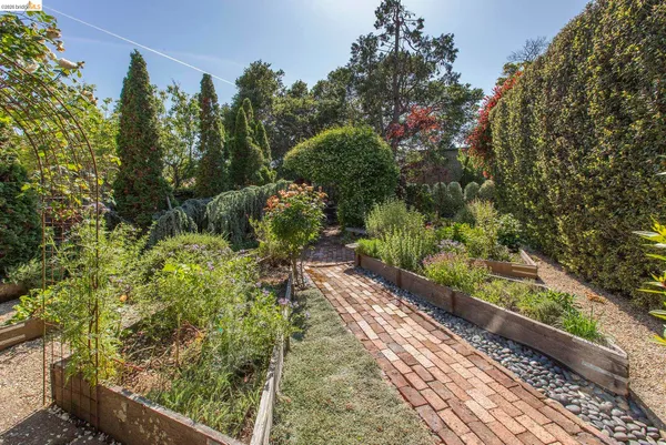 $1,995,000 | 1408 Arch Street, Berkeley, CA 94708