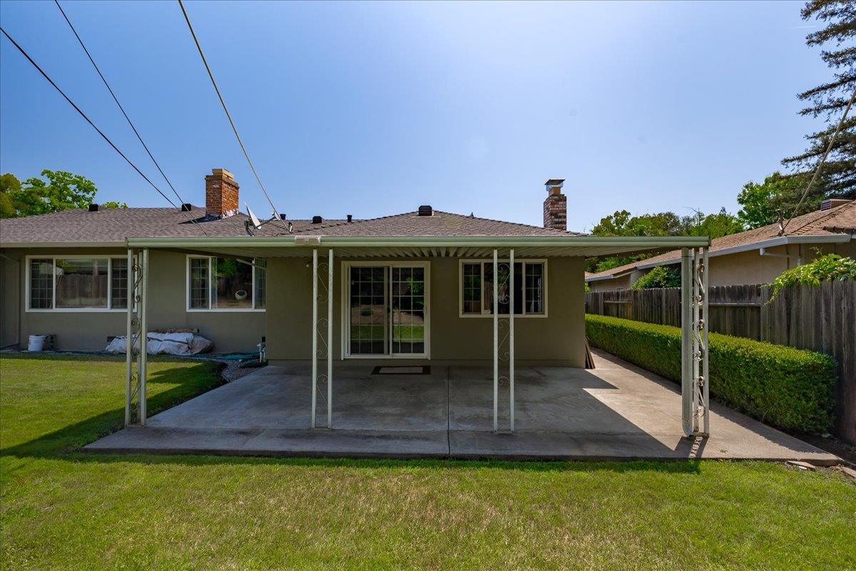 4939 Brookglen Way Carmichael, CA 95608 - Photo 36 of 56