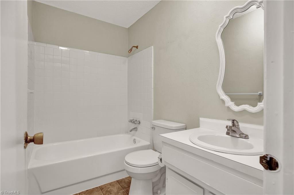 3222 Rockingham Road High Point, NC 27265 - Photo 18 of 32