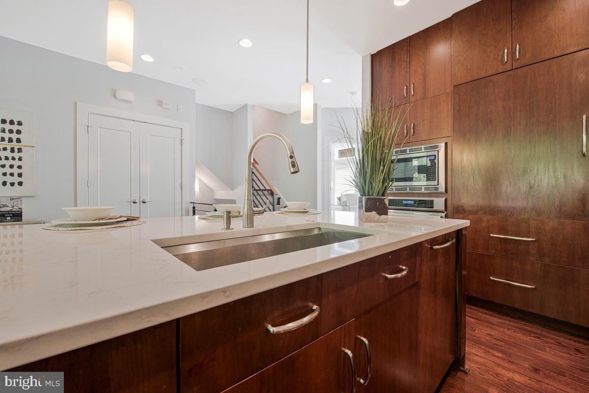 5131 Willet Bridge Road Bethesda, MD 20816 - Photo 8 of 42 Kitchen