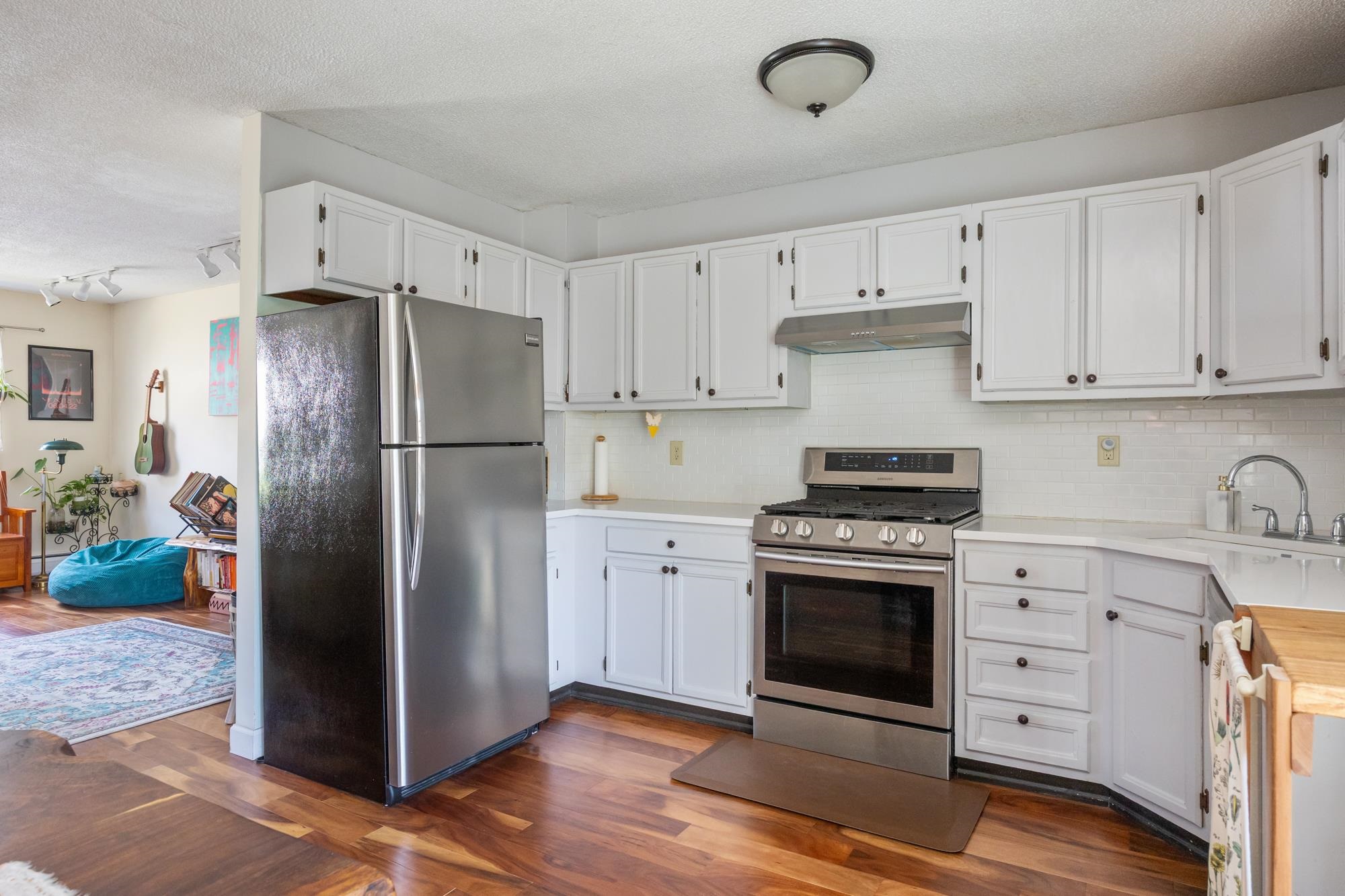 89 North Champlain Street, Unit L Burlington, VT 05401 - Photo 7 of 37