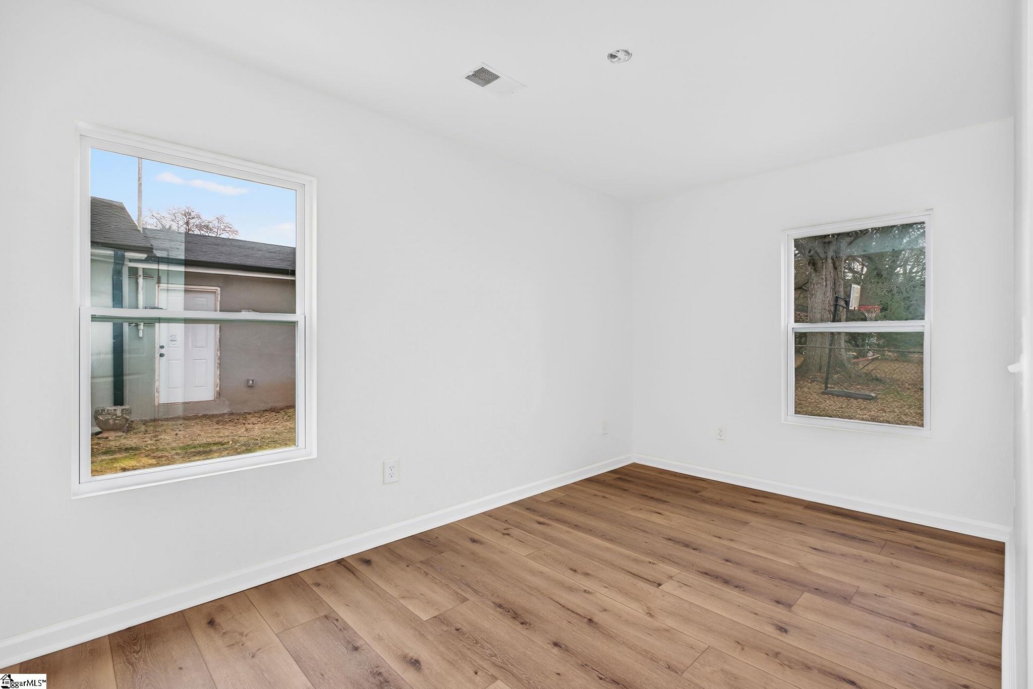 101 Ledbetter Street Greenville, SC 29611 - Photo 27 of 43