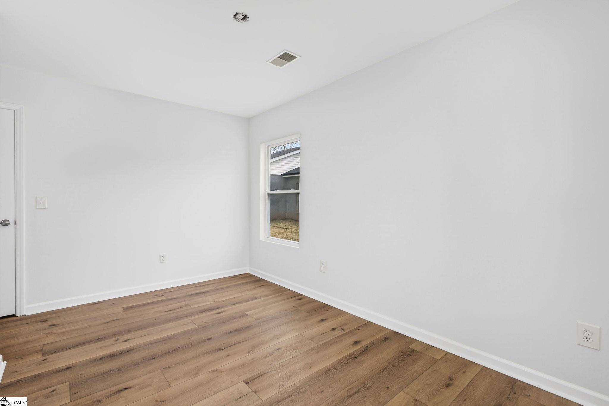 101 Ledbetter Street Greenville, SC 29611 - Photo 28 of 43