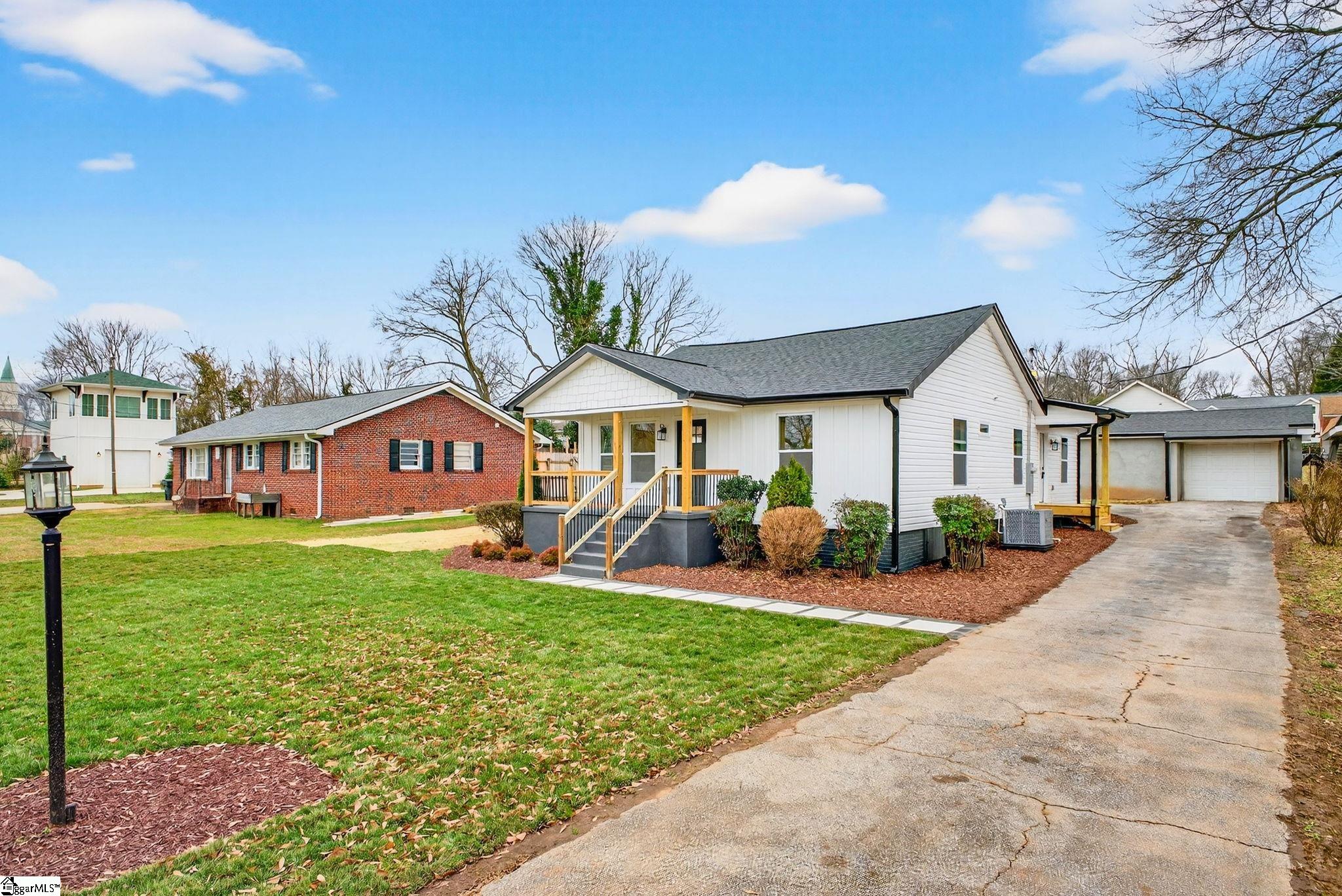 101 Ledbetter Street Greenville, SC 29611 - Photo 3 of 43