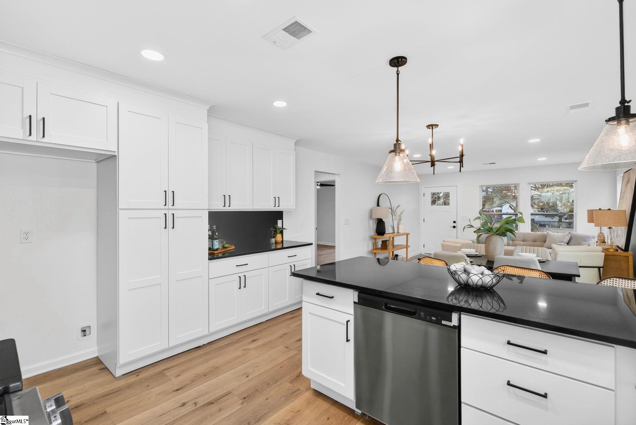 101 Ledbetter Street Greenville, SC 29611 - Photo 9 of 43