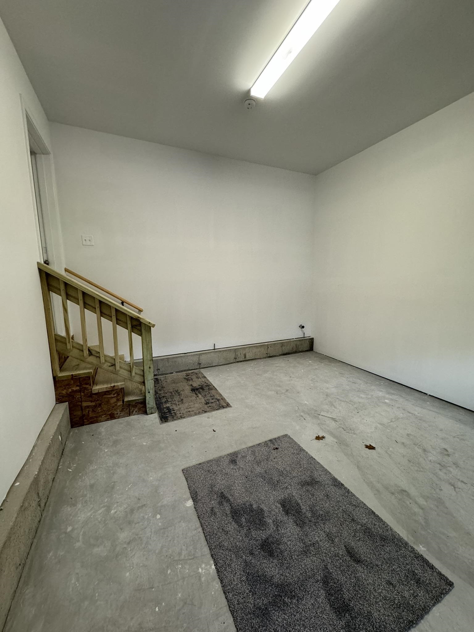 108 Mammoth Road, Unit B Hooksett, NH 03106 - Photo 24 of 25