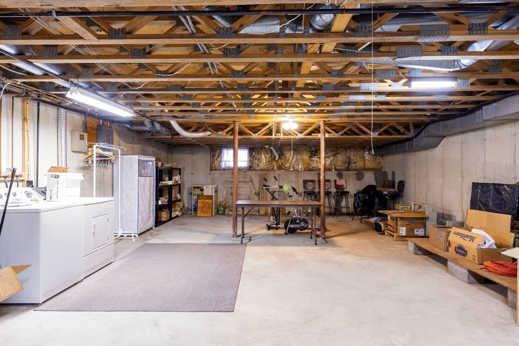 15 B Castle Hills Road, Unit B Agawam, MA 01001 - Photo 27 of 36