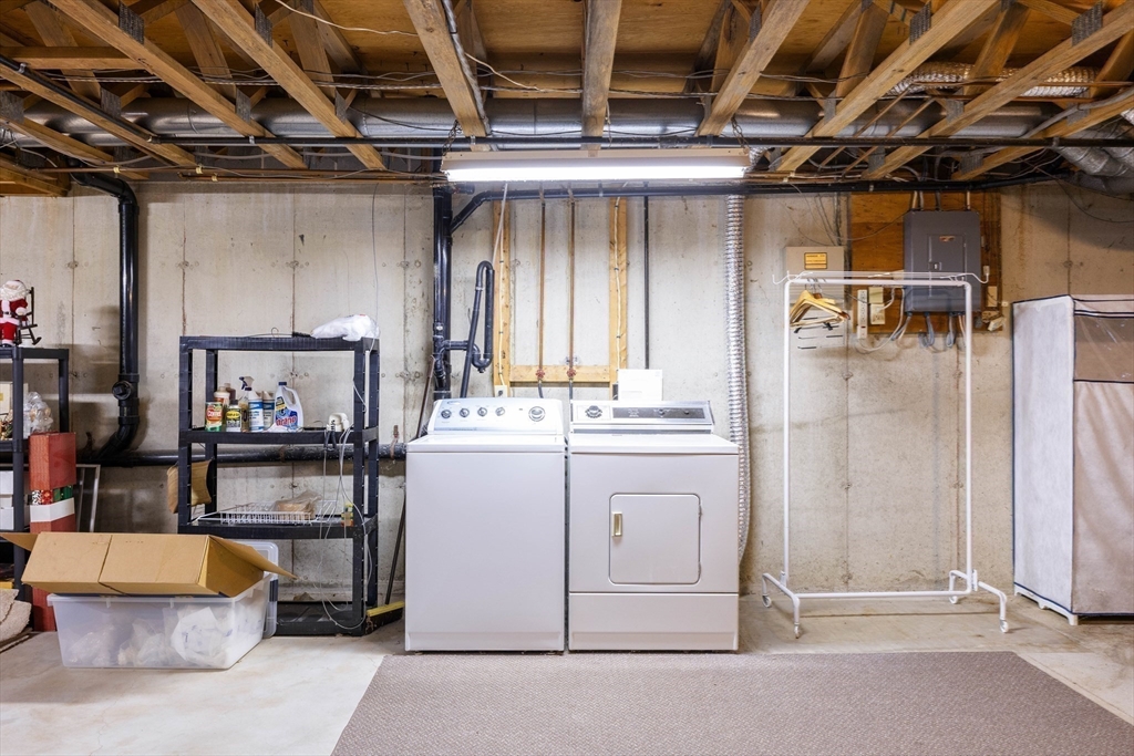 15 B Castle Hills Road, Unit B Agawam, MA 01001 - Photo 29 of 36