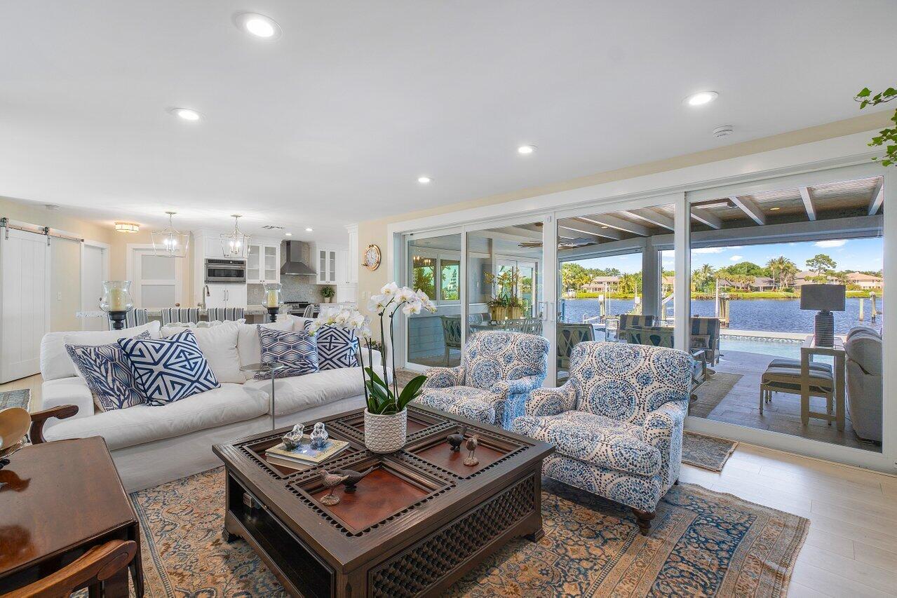 19 Saddleback Road Tequesta, FL 33469 - Photo 13 of 49 Living Room