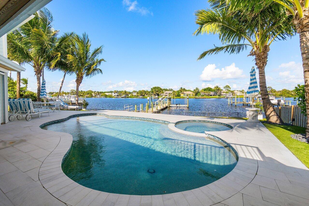 19 Saddleback Road Tequesta, FL 33469 - Photo 31 of 49 19 Saddleback Rd