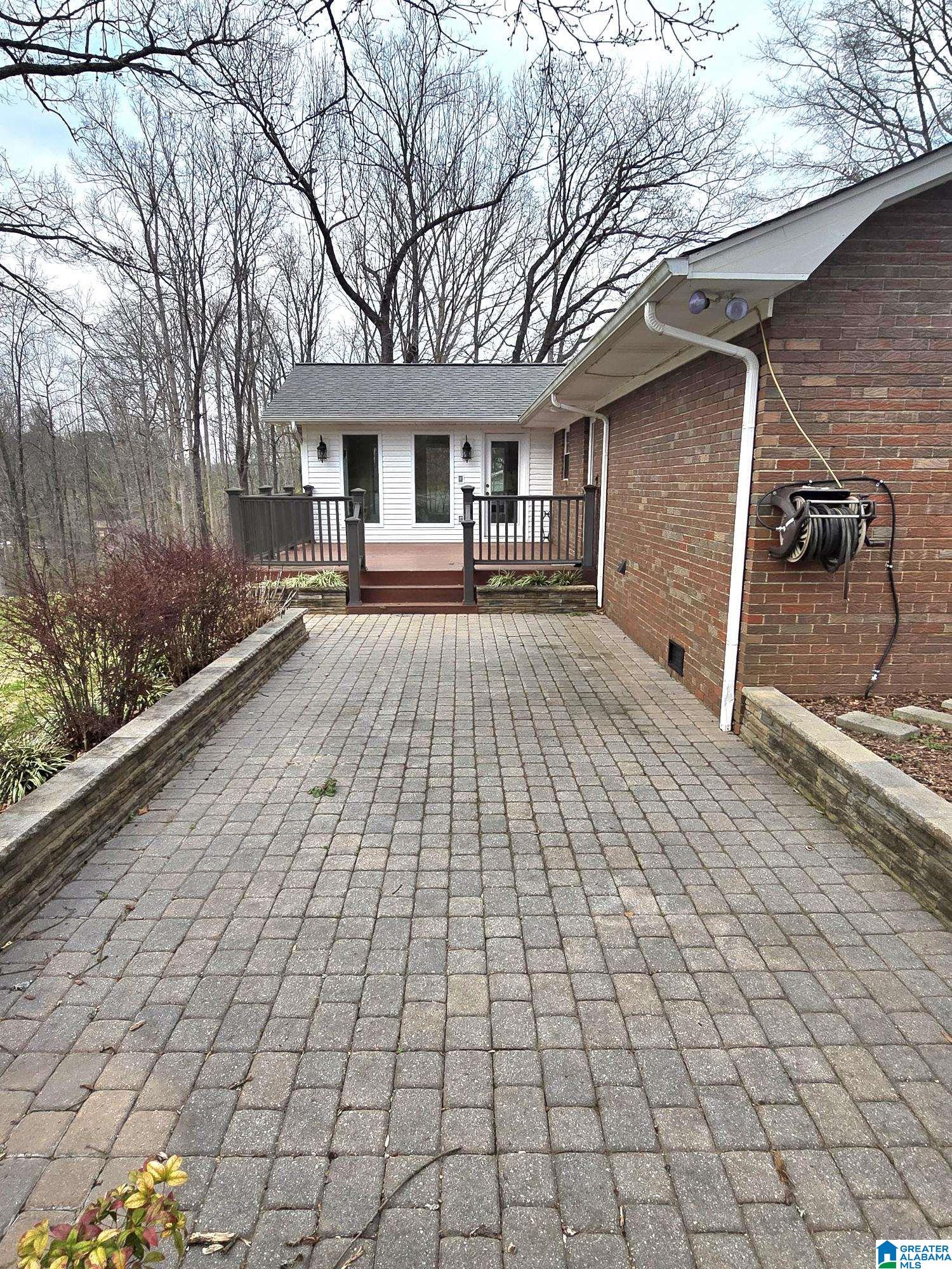 208 Sunny Hill Road Anniston, AL 36206 - Photo 30 of 33