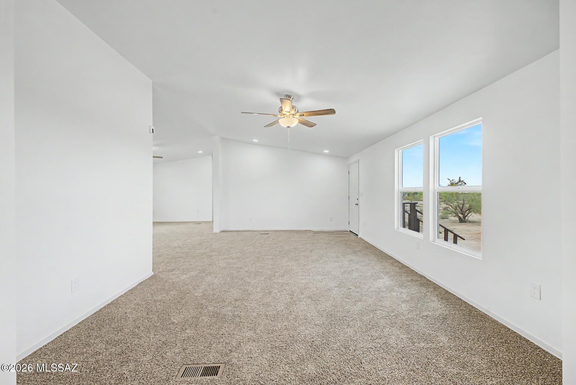 8250 South Marstellar Road Tucson, AZ 85736 - Photo 9 of 41