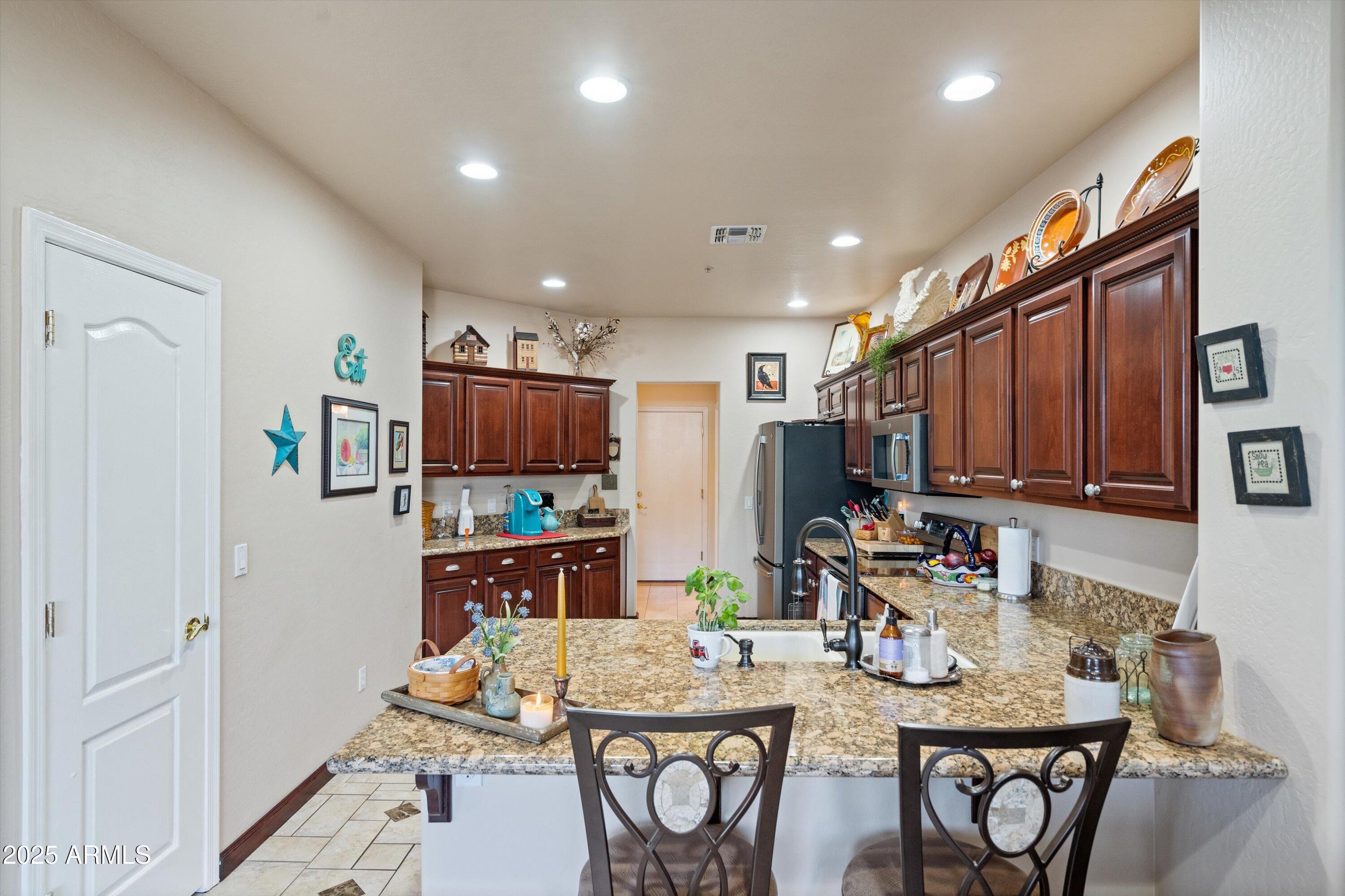5415 East McKellips Road, Unit 110 Mesa, AZ 85215 - Photo 15 of 43 15-Kitchen