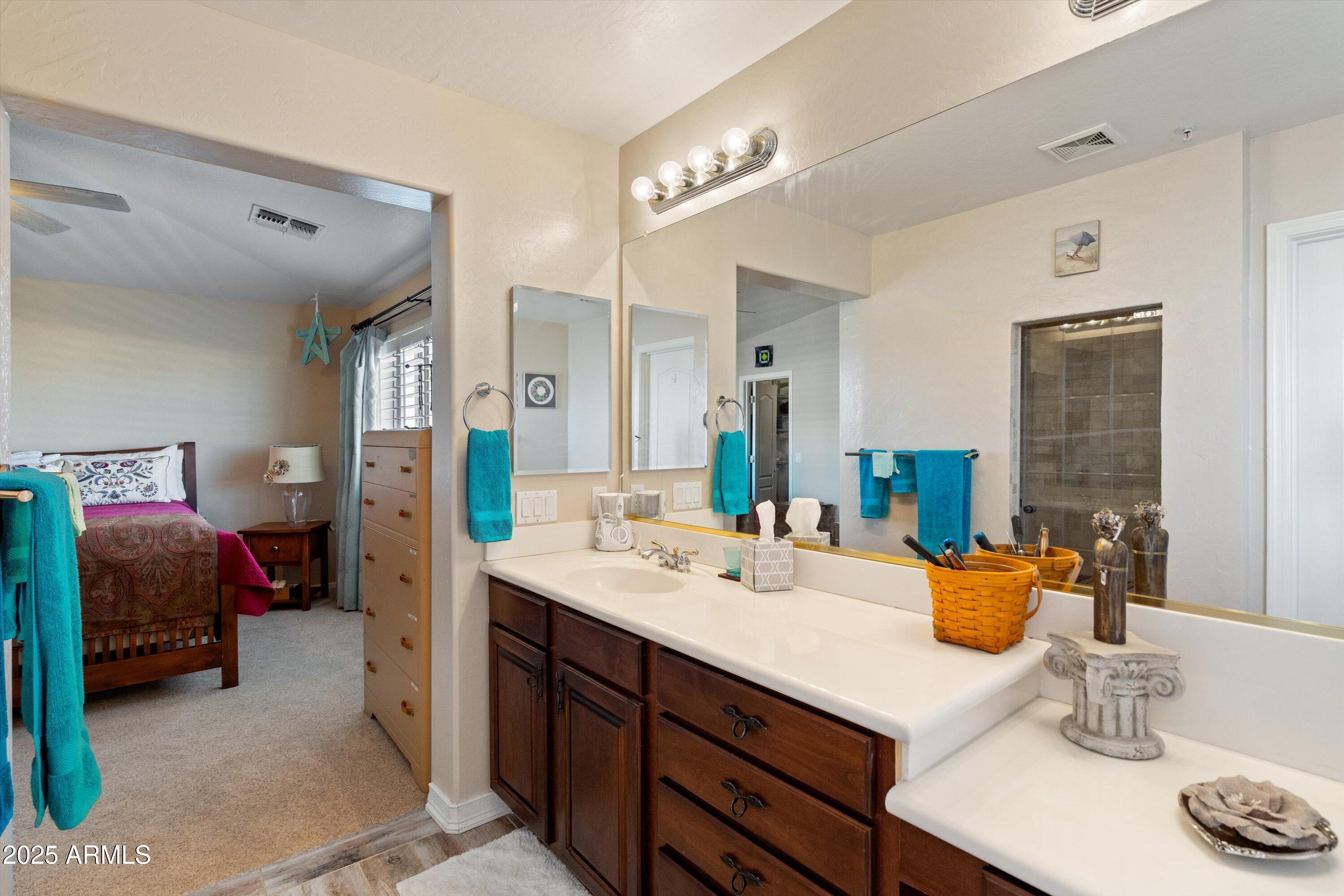 5415 East McKellips Road, Unit 110 Mesa, AZ 85215 - Photo 30 of 43 30-Primary Bathroom
