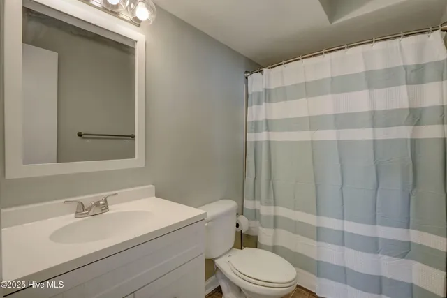 $1,600 | 2000 New River Inlet Road, Unit 1103, North Topsail Beach, NC 28460