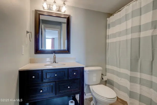 $1,600 | 2000 New River Inlet Road, Unit 1103, North Topsail Beach, NC 28460