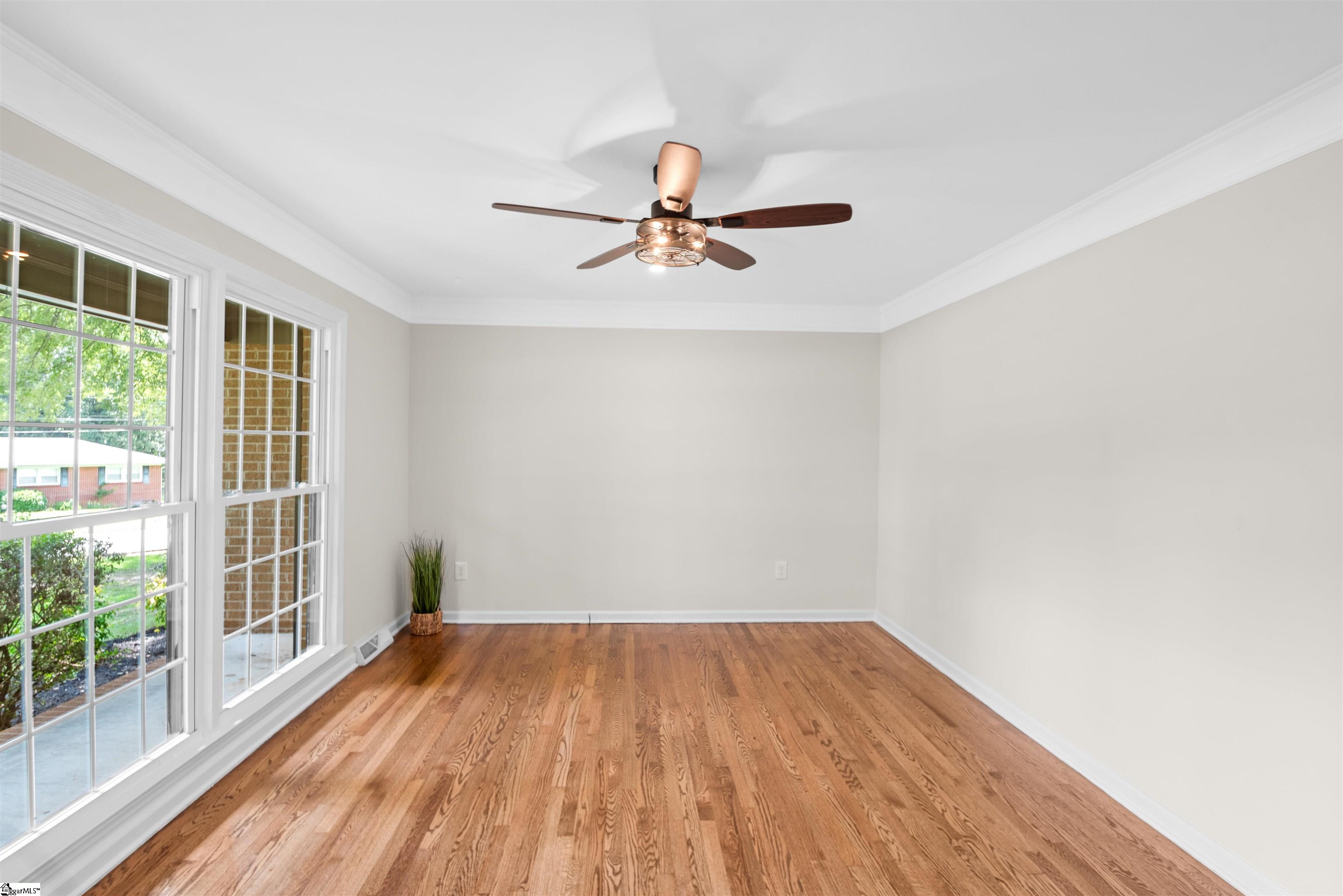 303 Robinall Drive Easley, SC 29642 - Photo 2 of 43