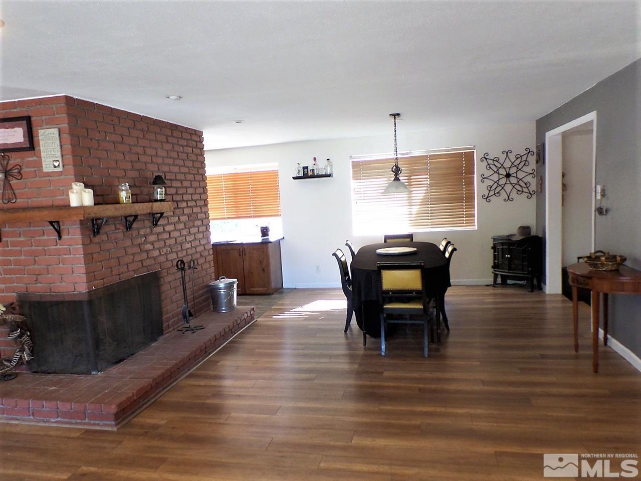 2590 Trentham Way Reno, NV 89509 - Photo 10 of 25 a living room with furniture and wooden floor