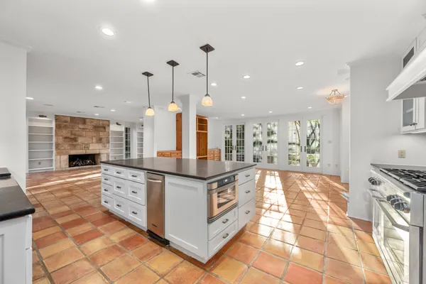 $12,000 | 1301 Kent Lane, Austin, TX 78703