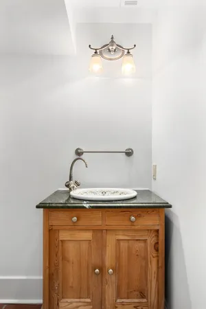 $12,000 | 1301 Kent Lane, Austin, TX 78703