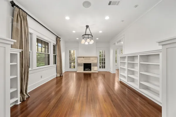 $12,000 | 1301 Kent Lane, Austin, TX 78703