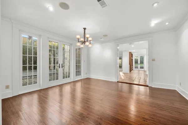 $12,000 | 1301 Kent Lane, Austin, TX 78703